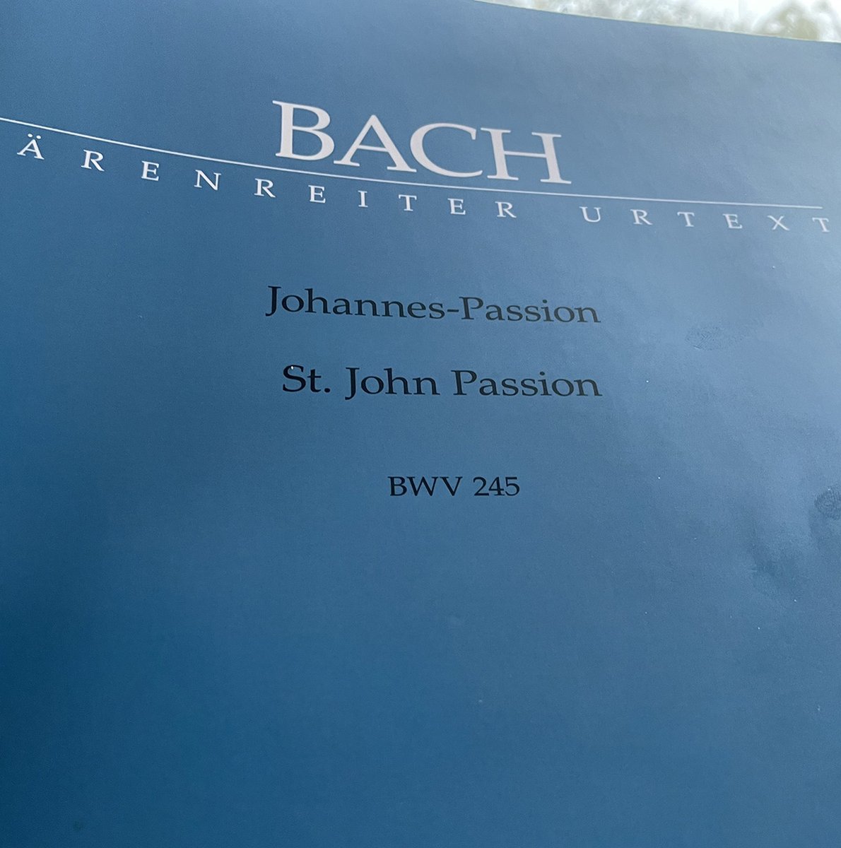 Exultate Singers (@exultatesingers) on Twitter photo TODAY! 7pm at <a href="/stgeorgesbris/">St George's Bristol</a> - Bach's St John Passion. The restless, stirring bass pulse of the opening bars represents the Earth's revolutions and the gathering of the crowd to witness the extraordinary narrative of the Passion story.
Tickets and info stgeorgesbristol.co.uk/whats-on/exult… TODAY! 7pm at <a href="/stgeorgesbris/">St George's Bristol</a> - Bach's St John Passion. The restless, stirring bass pulse of the opening bars represents the Earth's revolutions and the gathering of the crowd to witness the extraordinary narrative of the Passion story.
Tickets and info stgeorgesbristol.co.uk/whats-on/exult…