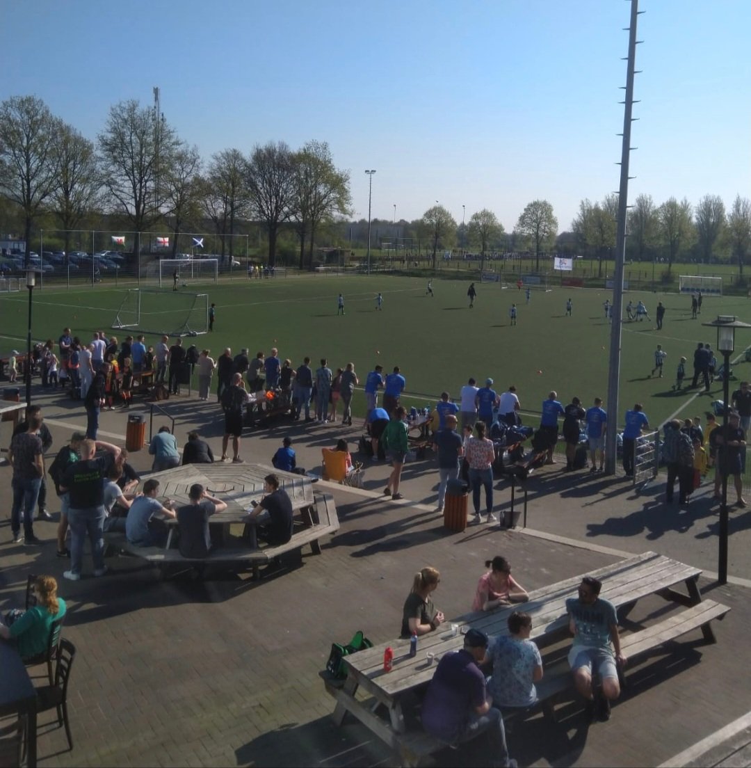 nickaltena's tweet photo. Oproep! Met spoed gezocht: 
👉🏻 Één JO17-1
👉🏻 Één JO12-1
👉🏻 Één JO11-1 
Internationaal Easter Open Oost 2024. Twee dagen voetballen op zaterdag/zondag 30/31 maart. Deelname is gratis! https://t.co/wSFOMRRVTA