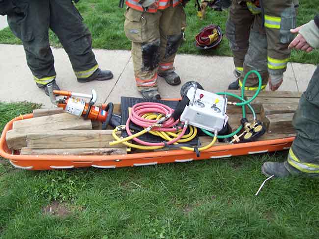_firefighterhub's tweet photo. This week's highlight comes to us from @canadianfiremag . A piece on the use of the stokes basket during RIT operations. 

https://t.co/kkOrzsxkTc

More at https://t.co/Fq91BFvPtj
#firefighter #firefighting #stokesbasket https://t.co/cUskigNWyT