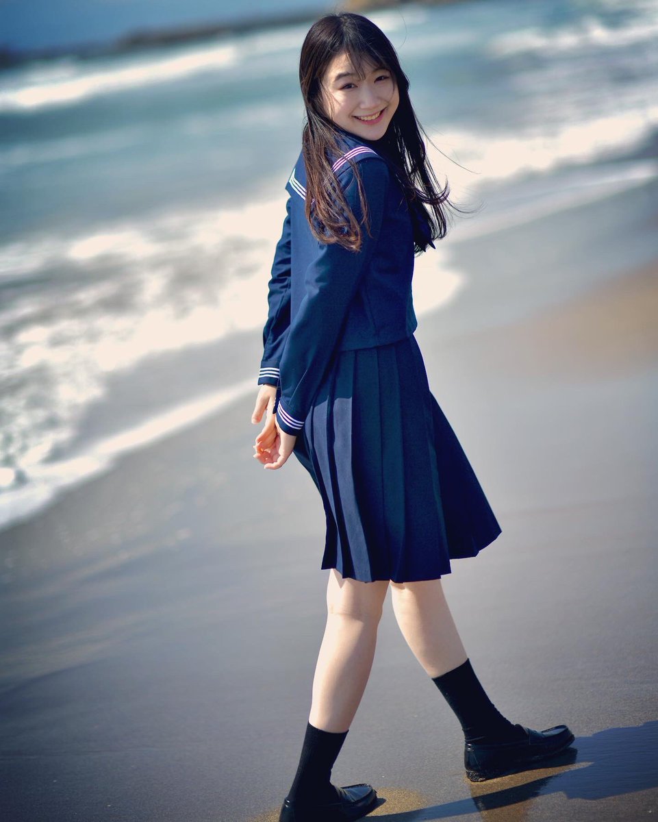 tennshousann's tweet photo. 波打ち際キミ��めてた

2024.03.14GEP at江ノ島エリア
モデル:一ノ瀬紗那(おもち)(@mochigram_830)
#ファインダーの中の私の世界
#写真好きな人と繫がりたい
#ポートレート好きな人と繋がりたい
#portrait #portraitphotograph
#ポートレート
#スナップ写真
#海撮
#海撮影
#制服撮影
#制服ポートレート https://t.co/vdRc7LDCtI