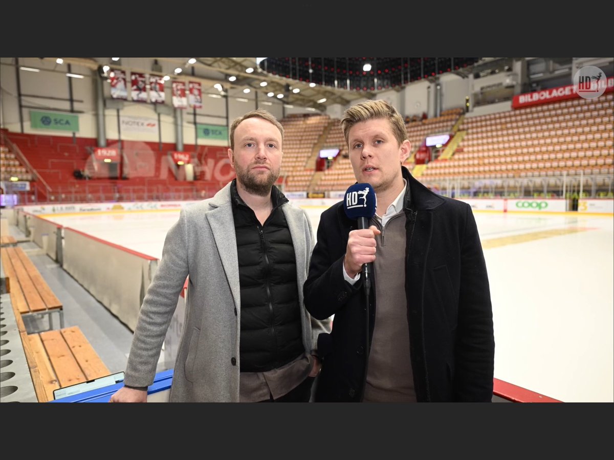 Bjeppss's tweet photo. Jag tror och tycker att vi i NV-Skåne har den absolut bästa, mest drivna och kunniga sportredaktion i Sverige. Wow. Är det SHL eller lerserierna så bevakar och rapporterar man perfekt. Tack @hdhbg @hd_sporten @DanielRooth @LinusAhlin @mattiashjalm Marjan och övriga. Hjältar https://t.co/rsXNbOz3og