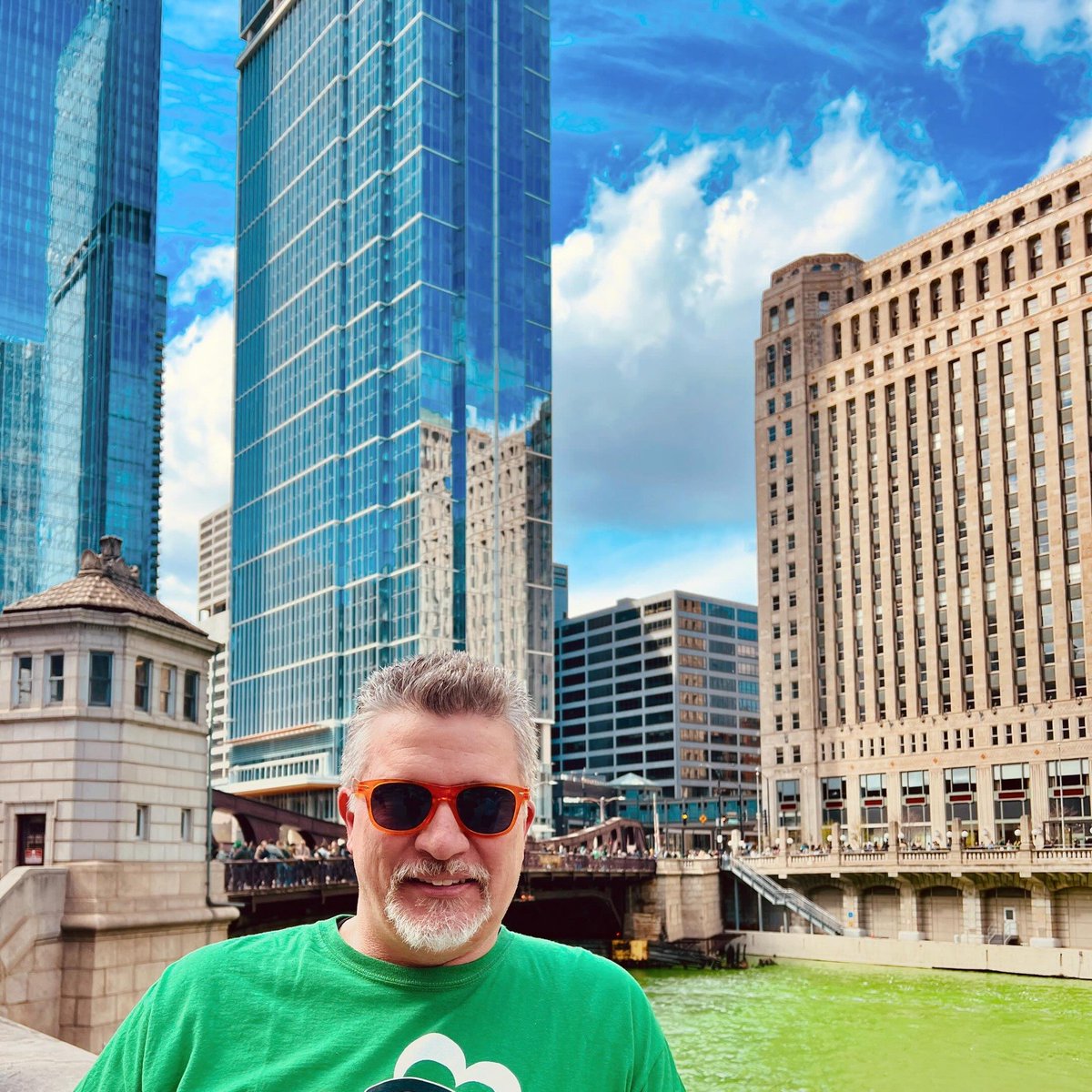 Happy St. Patrick’s Day from Chicago.  #stpatricksday #chicagoriver