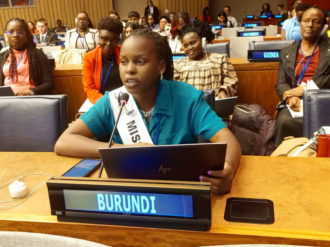 ShikirizaB's tweet photo. 🔴@TriciaUwera fait partie de la délégation burundaise, conduite par la ministre du @GenreMinistere, qui participe depuis le 11 Mars 2024 à la 68ème session de la Commission sur la condition de la femme, #CSW68.
Cette session se déroule du 11 au 22.03.2024 à #NewYork, #USA. https://t.co/BYoldGULvb