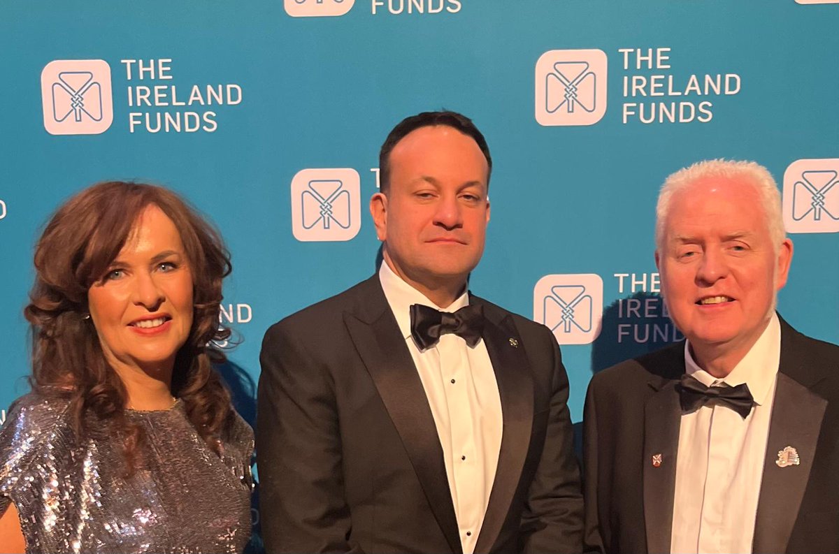 With fantastic colleague @deirdreheenan sharing our vision for all island cancer research and care with An Taoiseach @LeoVaradkar through exciting policy project funded by @ArinsProject @RIAdawson & @KeoughGlobalND @NotreDame and our overall @AlCRIproject Cancer Knows No Borders!
