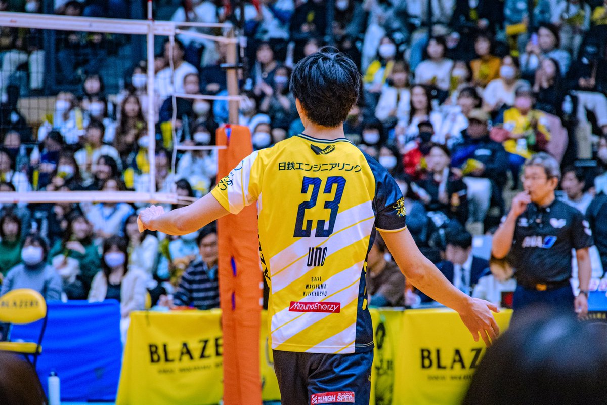 ren8216volley tweet picture