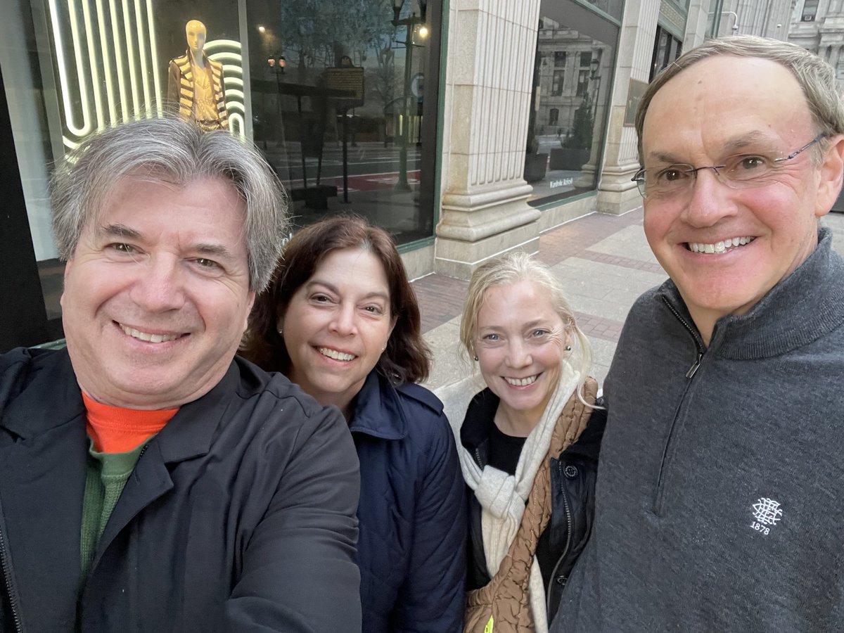 Always great to catch up with 2 of our faves ⁦@rblument1⁩ ⁦@WendyPost9⁩ in the City of Brotherly 💗 ⁦@HopkinsMedicine⁩ ⁦@ASPCardio⁩ ⁦@PennCardiology⁩ ⁦@nationallipid⁩ ⁦@CardiologyToday⁩ ⁦@VAPhiladelphia⁩