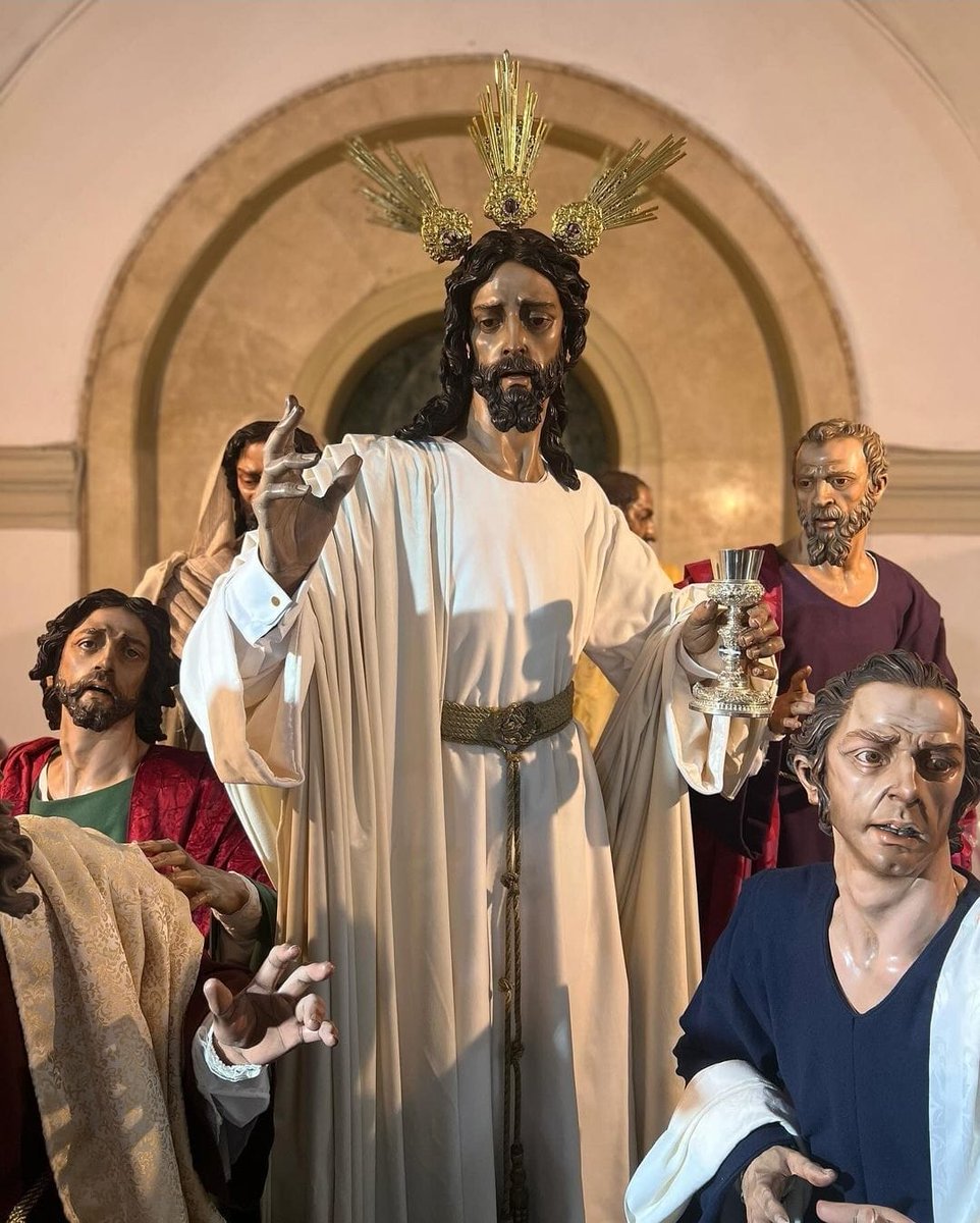 HdadCenaAlmeria's tweet photo. ✝️ Hoy, Domingo de Pasión, como es tradicional, el paso de misterio de la Santa Cena amanece completamente montado en la Parroquia de San Pedro. https://t.co/SLF6QCIjDi
