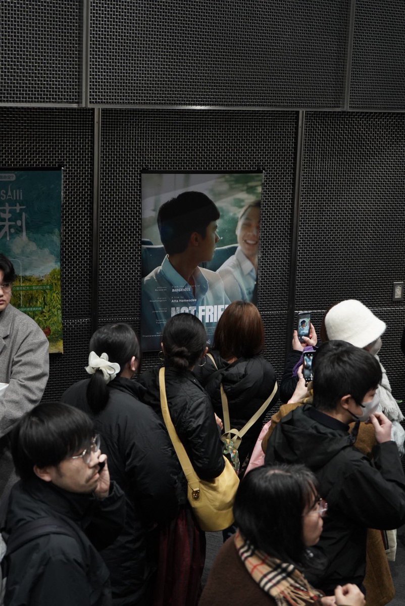 attahem_'s tweet photo. I'm so glad ’Not Friends‘ was able to come to Japan. I feel so great to see the reactions and feedback from Japanese audience. It is very powerful for me. Thank you to @oaffpress
Arigato gozaimasu! 🤍🇯🇵
#OAFF 
#NOTFRIENDS 
#เพื่อนไม่สนิท https://t.co/G8TydGOXFJ