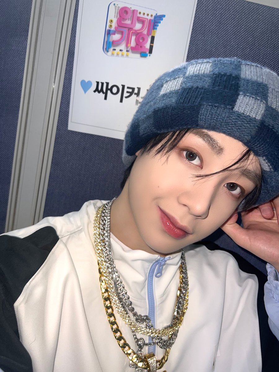 xikers_official's tweet photo. [#헌터] 😇💙💙😇
#xikers #싸이커스 https://t.co/iTCMBoU9tx