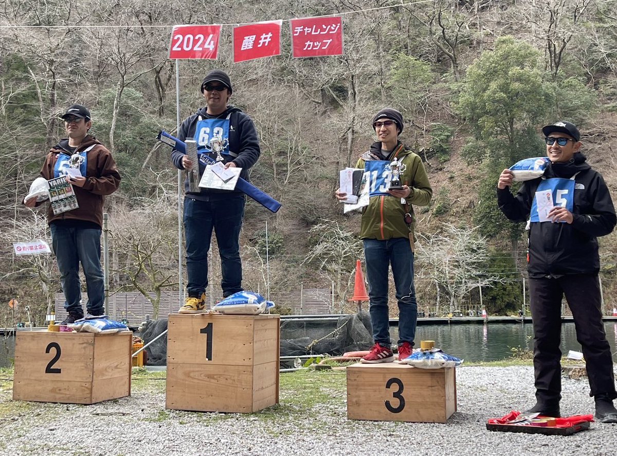 ポンテーン tweet media