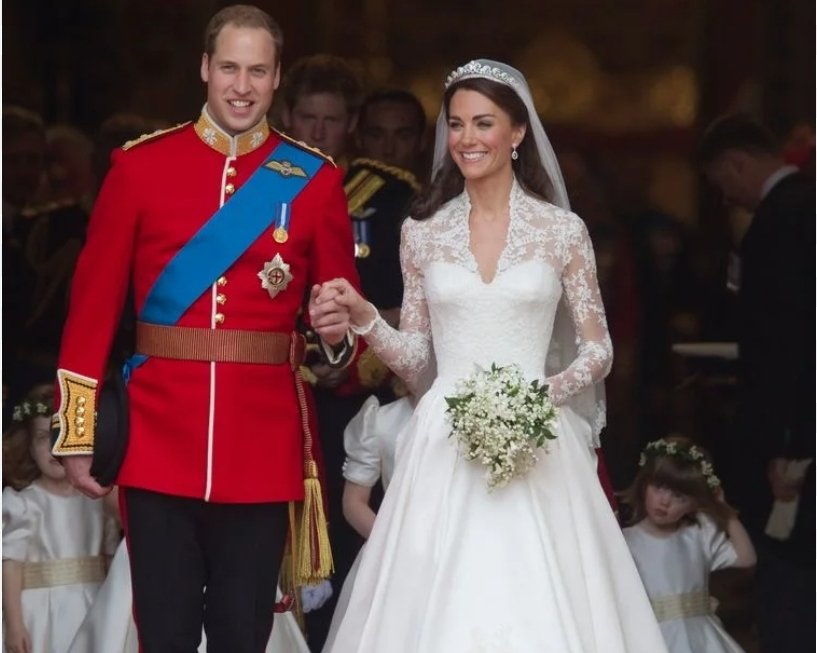 MiddleEngMale's tweet image. She's the best thing to happen to this country since the Iraq war #IStandWithCatherine