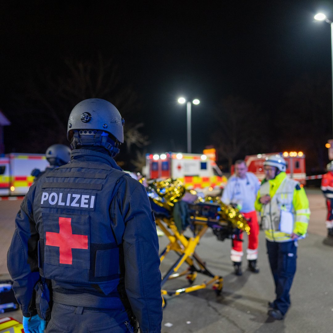 Bay. Rotes Kreuz tweet media