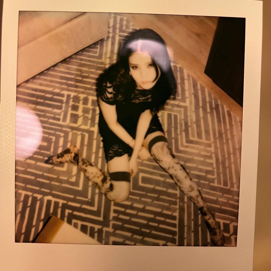 ssoheesource's tweet photo. 📸 #HANSOHEE #한소희 https://t.co/x5F6y05XOA