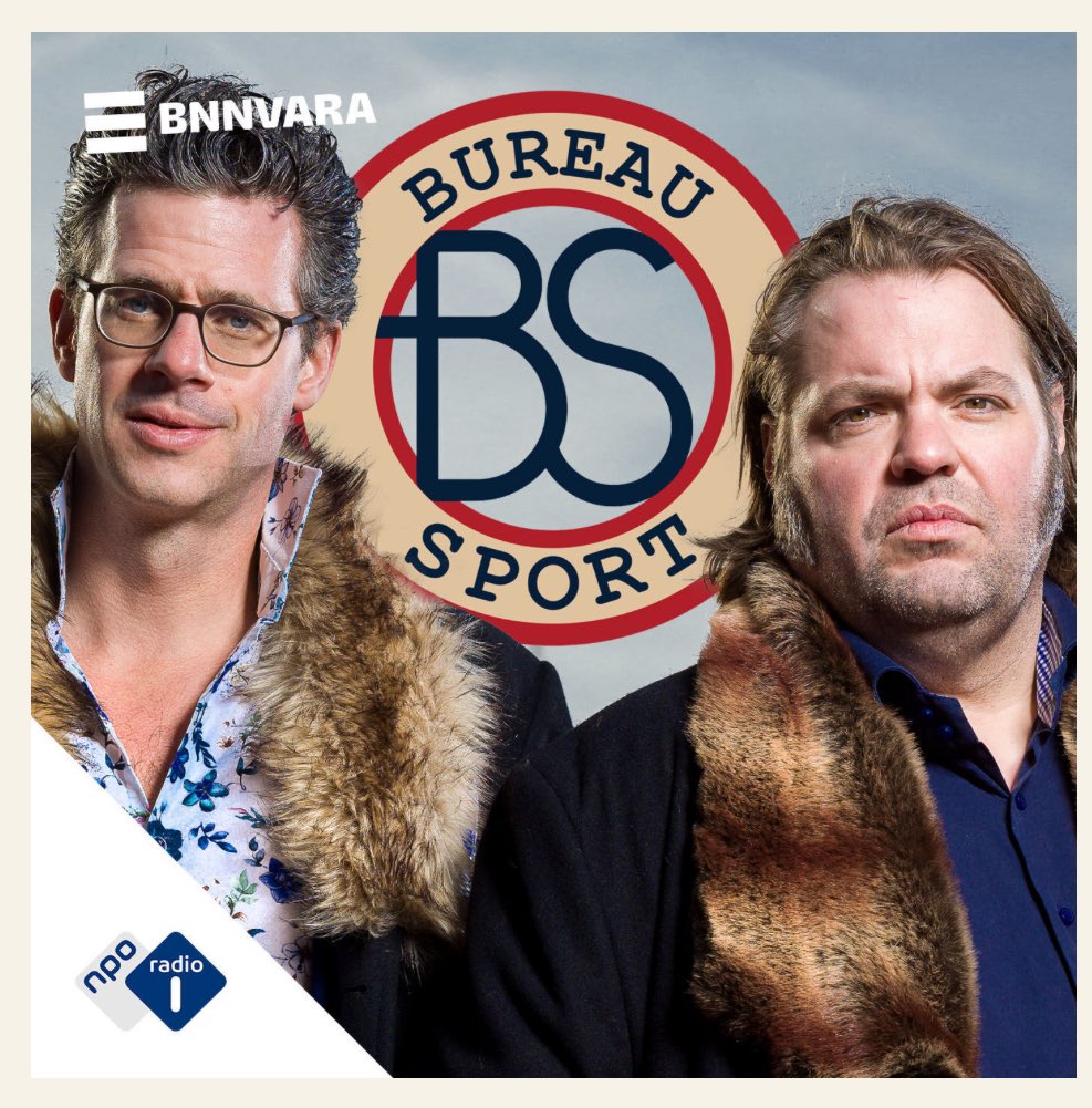 Verslaafd niet wel gegrepen door podcast door o.a Dickvoormekaar HardGras dus zo eens live meekijken bij het NPO podcastevent BureauSport, De Leeuw Lult, de stemming, spindocters ……..