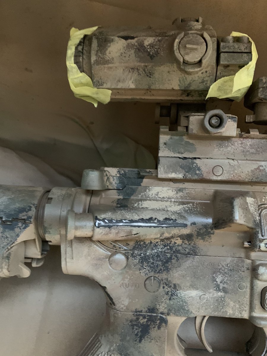 decapriohh's tweet photo. M4 A1 CQBR
オリジナル塗装完成！

#M4 #M4A1 #ミリタリー #サバゲー #エアガン #電動ガン #ガスガン #東京マルイ #塗装 #カモフラ #軍隊 #ネイビーシールズ #シールズ  #タンカラー https://t.co/6pT8QMmIes