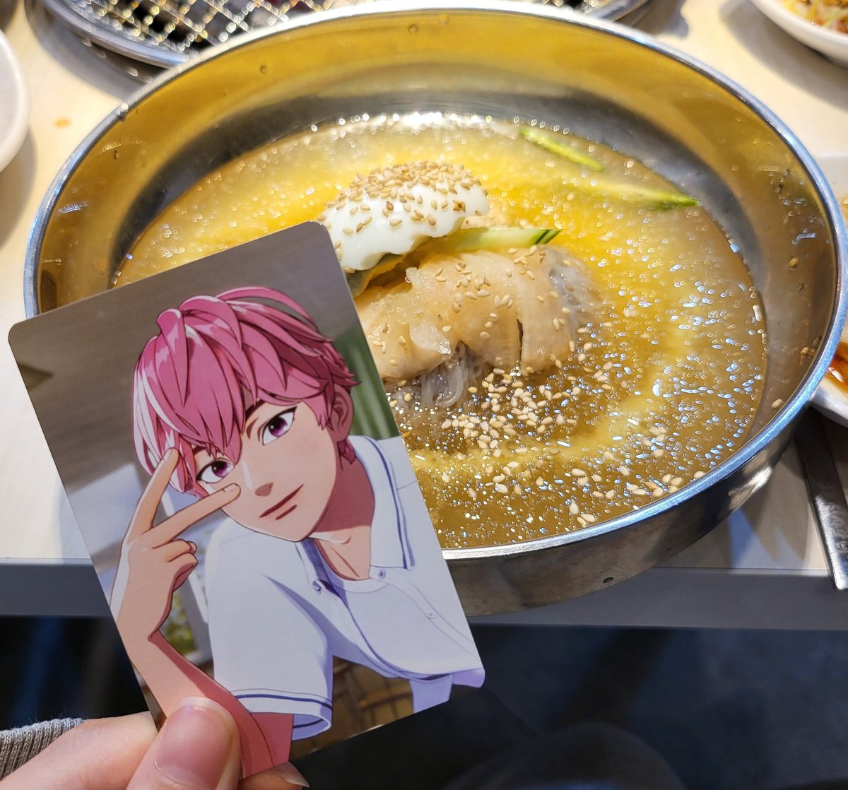 밤비야 냉면먹어