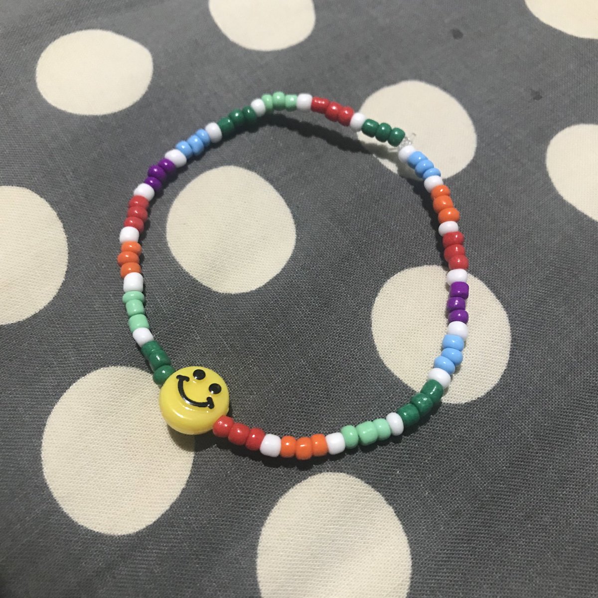 ALWAYSY0SHI's tweet photo. do you guys have photos of yoshi wearing bead bracelets? i want to make more of this 😭😭😭 https://t.co/gs2xs4Q017