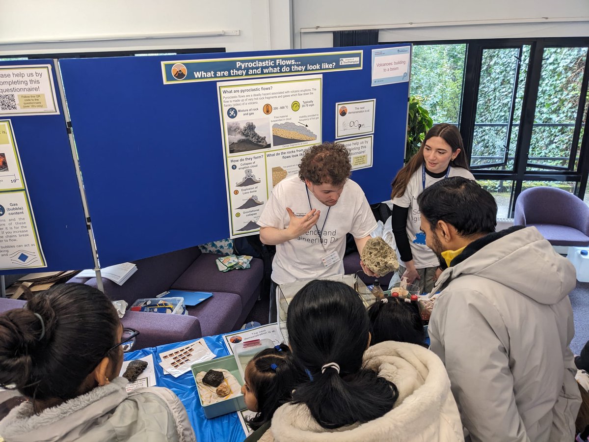 JRawlingsVolc's tweet image. Had a fantastic time at the Southampton Science and Engineering Festival yesterday demonstrating different types of volcanic products and eruptions to the public 🌋 #SOTSEF #BSW24