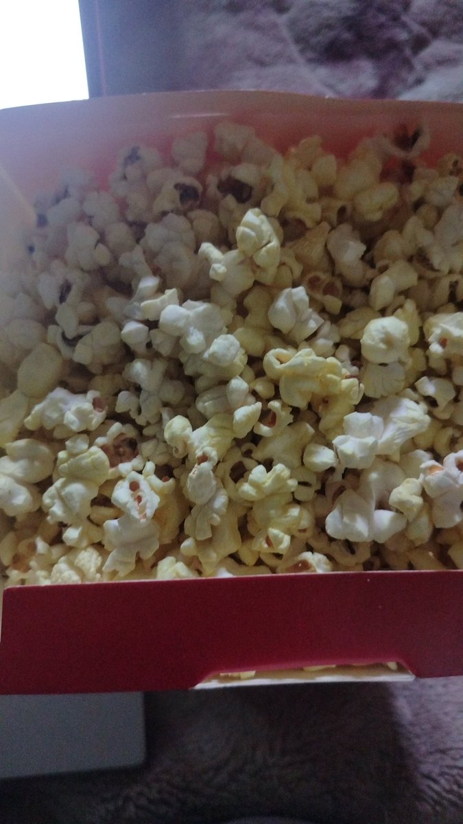 ani_cdote's tweet photo. @Swiggy I ordered a caramel popcorn. This is not caramel popcorn. You are now not giving me a refund and you are not getting this order picked up and no resolution is available from your end for this. Why am I supposed to pay for an order I didn't place and don't want? https://t.co/UiZ1L5Dqou
