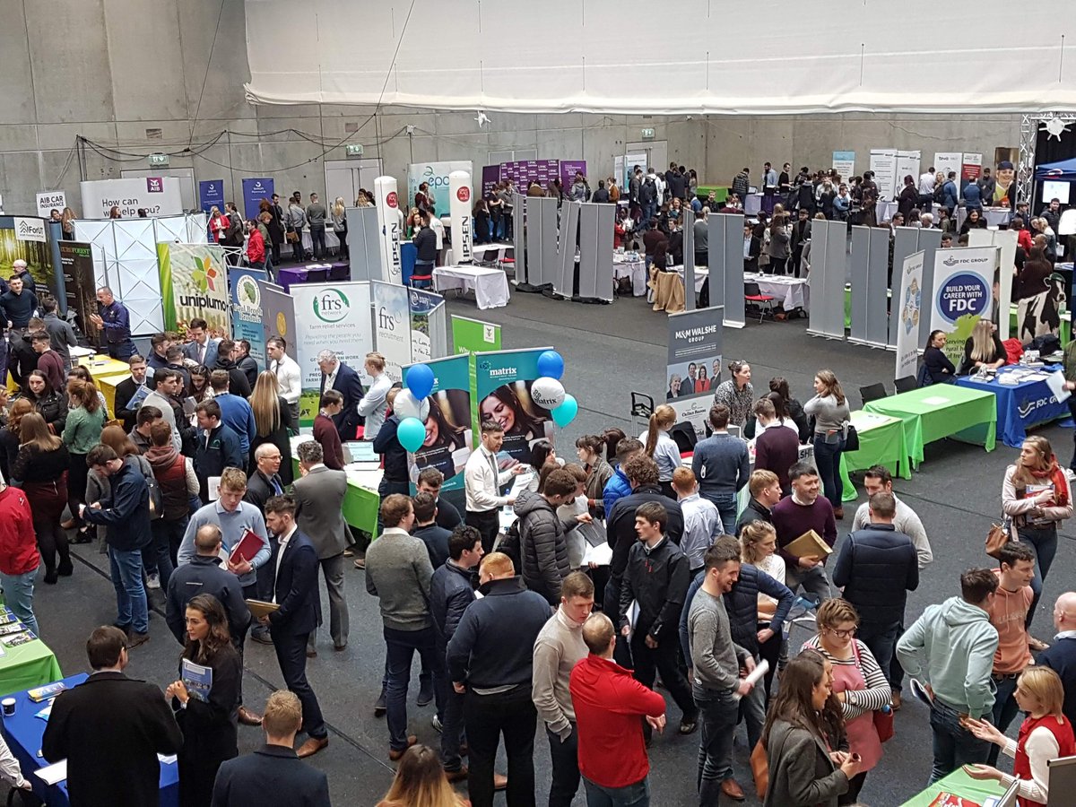 .@SETUIreland Waterford is holding their annual Science Careers Day on the 22nd March in the @ArenaSETU. The event includes a networking session where employers can meet final students to discuss career opportunities. There are still some employer spaces left