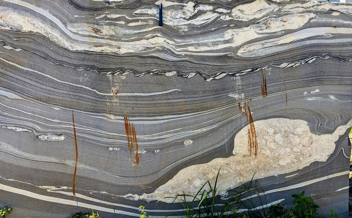Syn-tectonic migmatites and granites with post tectonic granites and pegmatites... But they all make for some spectacular rocks in the field. <a href="/kmgoodenough/">Dr Kathryn Goodenough</a> <a href="/GeologyLeics/">Geology at Leicester</a>