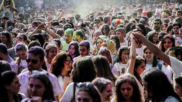 solcugazete's tweet photo. Türkiye'de 2 milyon 525 gençin ne yaptığı bilinmiyor.

(TÜİK) https://t.co/MGpDBa6Arg