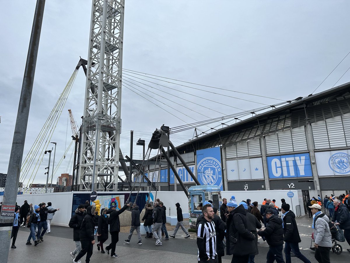 Foundations in the ground to take the Etihad to 62k capacity by 2025. Surely if we can get to 60-65k at StJames that is the solution. Funny how they & Liverpool don’t need to move but we must according to our Youtubers.