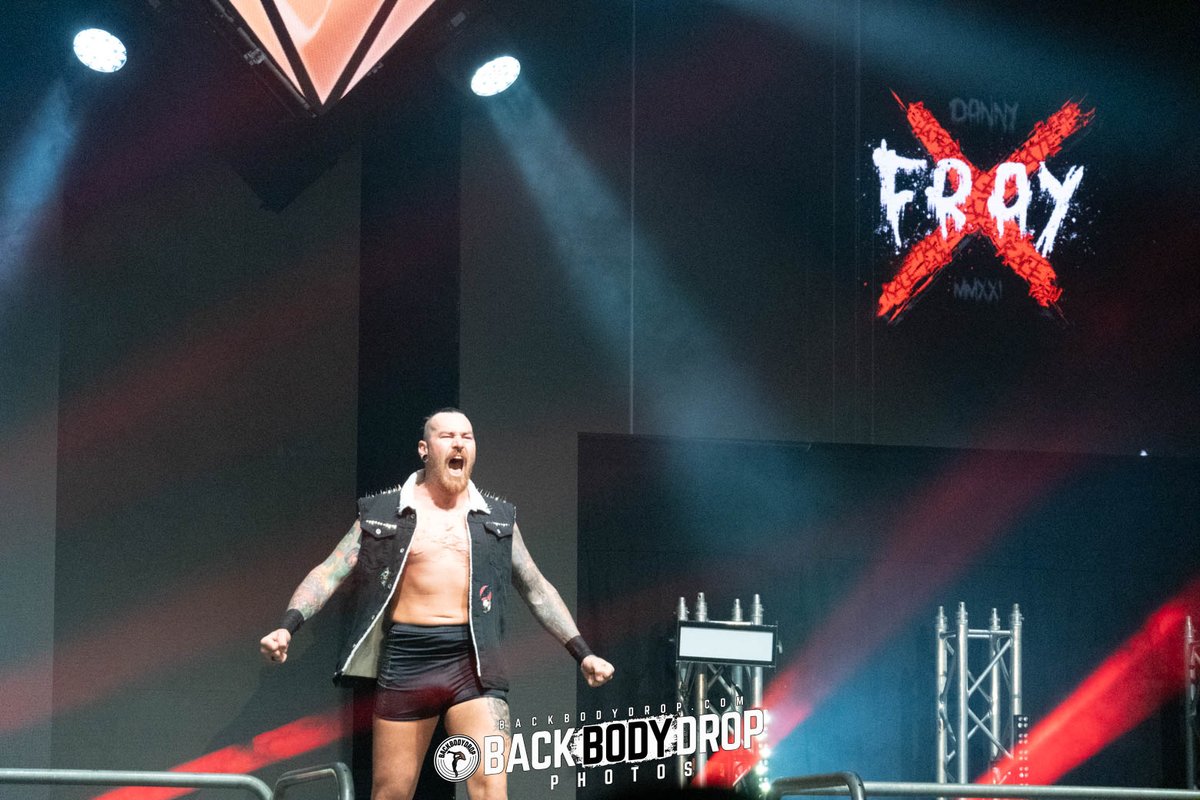 BigBackBodyDrop's tweet photo. From @wXwGermany #wXw16Carat #WeLoveWrestling 58

#AxelFox vs. @danny_fray_pw vs. #MarcEmpire vs. @HANAMI_2AW 

Stream this show at https://t.co/ODjOkp1Ml5
Photos, reviews and podcasts at https://t.co/OlEic9tsQX https://t.co/ENuTpbFsWR