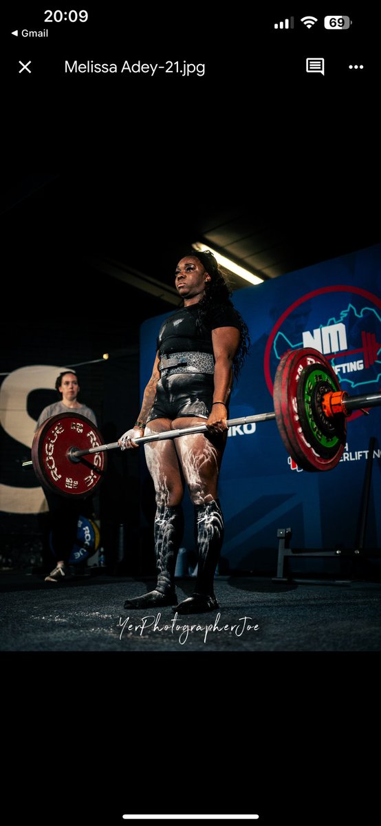 madebymelfit's tweet photo. Exactly 4 weeks ago I stepped on a platform to compete in powerlifting for the first time, and I haven’t looked back…
#dream #dreamer #dreamers #goal #goals #goals #goalgetter #goalgetters #goalgettermindset #powerlfiting #powerlift #powerlifters #powerlfitingwomen #lift https://t.co/pk6rfEJdMN