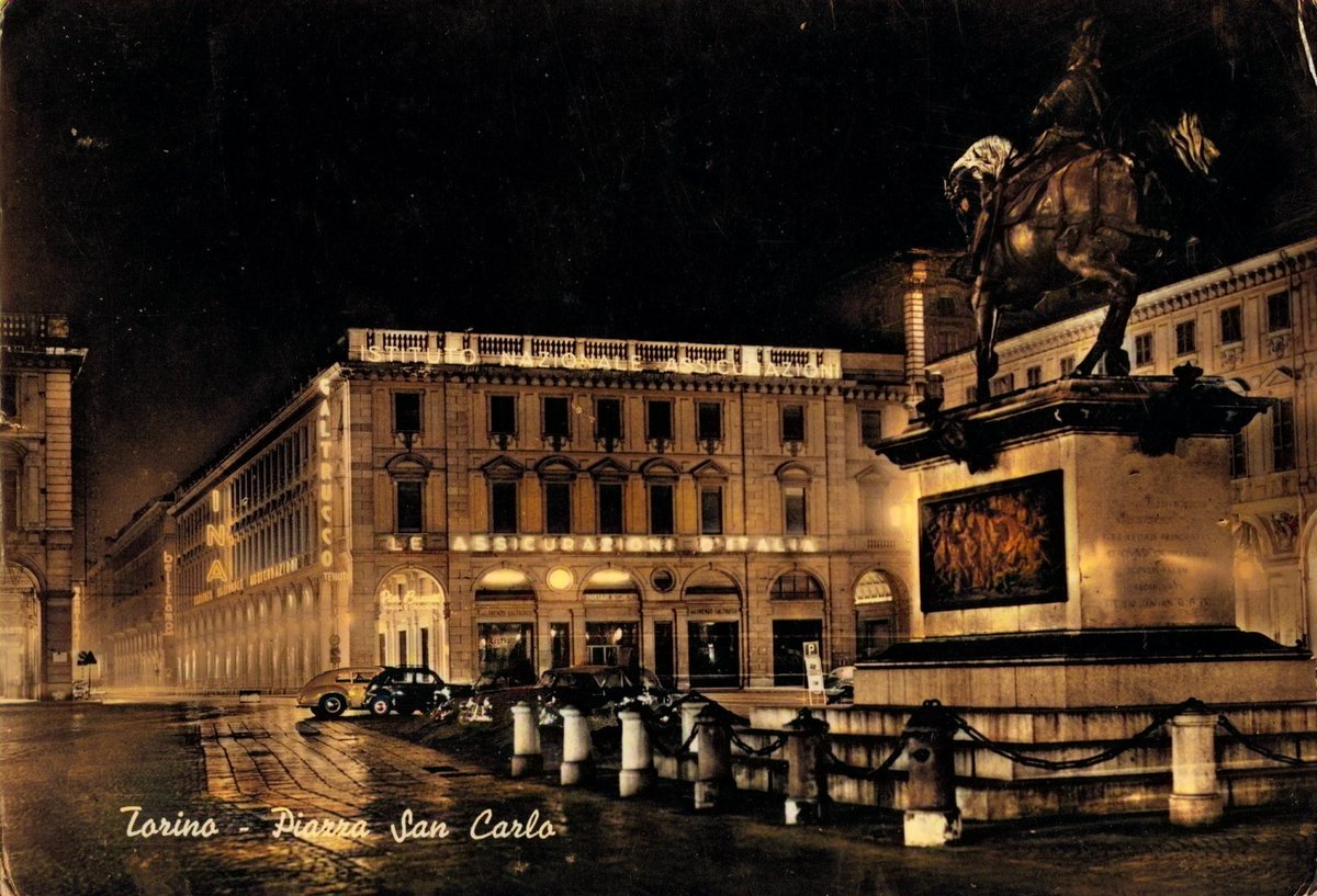NonSoloCartolin's tweet photo. Visita il sito e seguici per altre immagini di ieri
https://t.co/Y9URRJ7KGb
 
 #Torino #Turin #PiazzaSanCarlo #Piemonte #nightview #piedmont #night  #Colorizered #60s #BN #Panorama #NonSoloCartoline #Italy #Italia #Cartoline #Postcards #Postcard #Collezionismo #Vintage #Memorie #Cities #city

https://t.co/ZG24L9jAzk