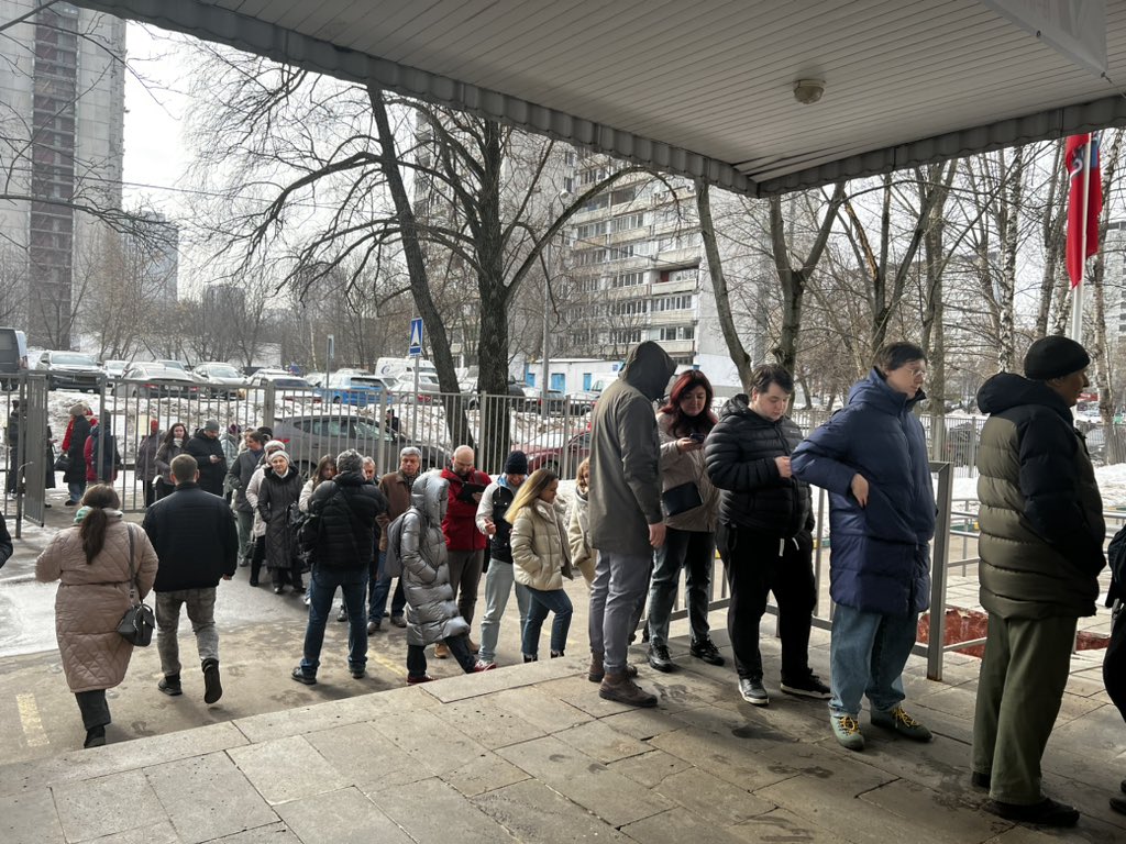 Midday in Moscow. A queue suddenly forms at the polling station we’re at. One man tells me: “It was important for me to see the faces of other people here, to see I am not alone in my political views.”