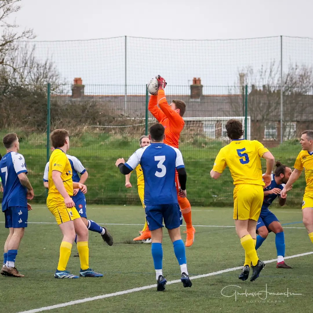 safe hands from @Lanky2002 yesterday @westlancsleague @FulwoodAms1924 @HOSoccer_UK