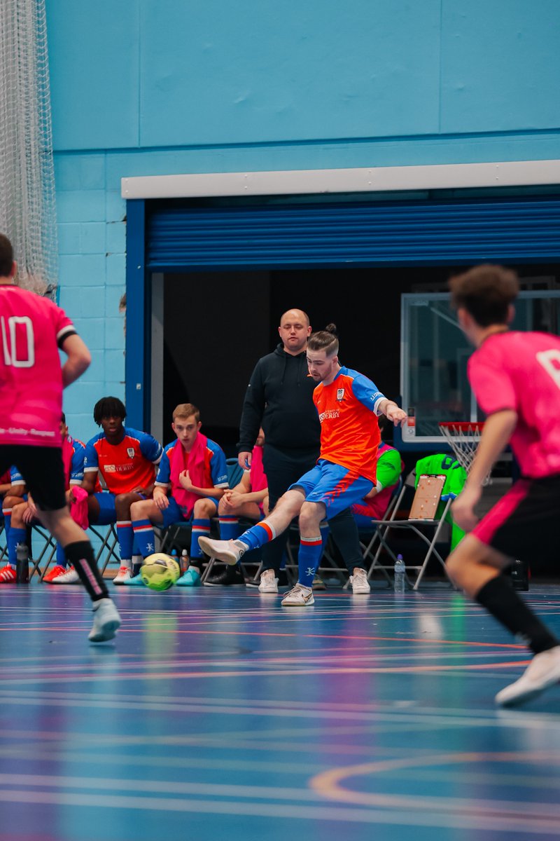 SEMI-FINALS – MEN’S FUTSAL 🏅 GOOD LUCK to our men’s futsal team who are in the semi-final of the National Championships! 🏆 They play Hertfordshire away today! @derby_futsal @liam_hunt13 @matt_n_hardy @bucssport #futsal #bucssport #teamderby #derbyuni