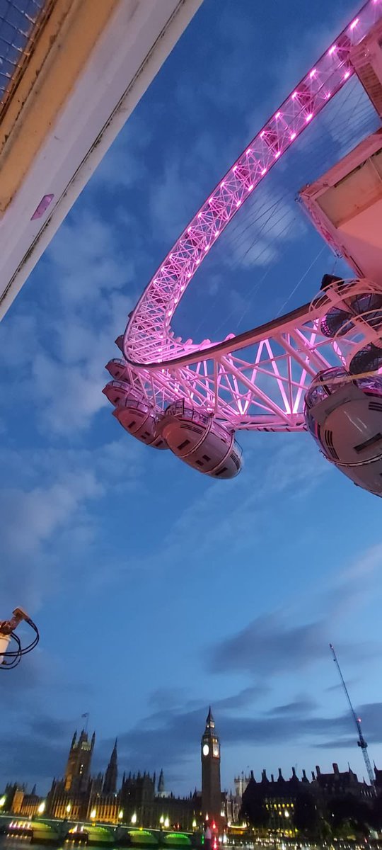 CliveBushMInSTR's tweet image. A little trip into the City last night for some training 👍🏻👊🏻✅🇬🇧 (stock pictures) #TechRescue #rescuetraining “more coffee ☕️ needed today” 🥴