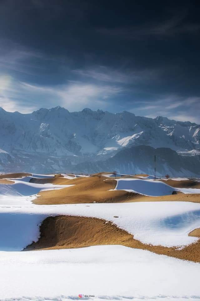 PKadventureclub's tweet photo. Baltistan looks some place out of the world during winter.
Thread (1/4)
#Baltistan #Skardu #GilgitBaltistan #PakistanAdventure https://t.co/4sWtXkanbL