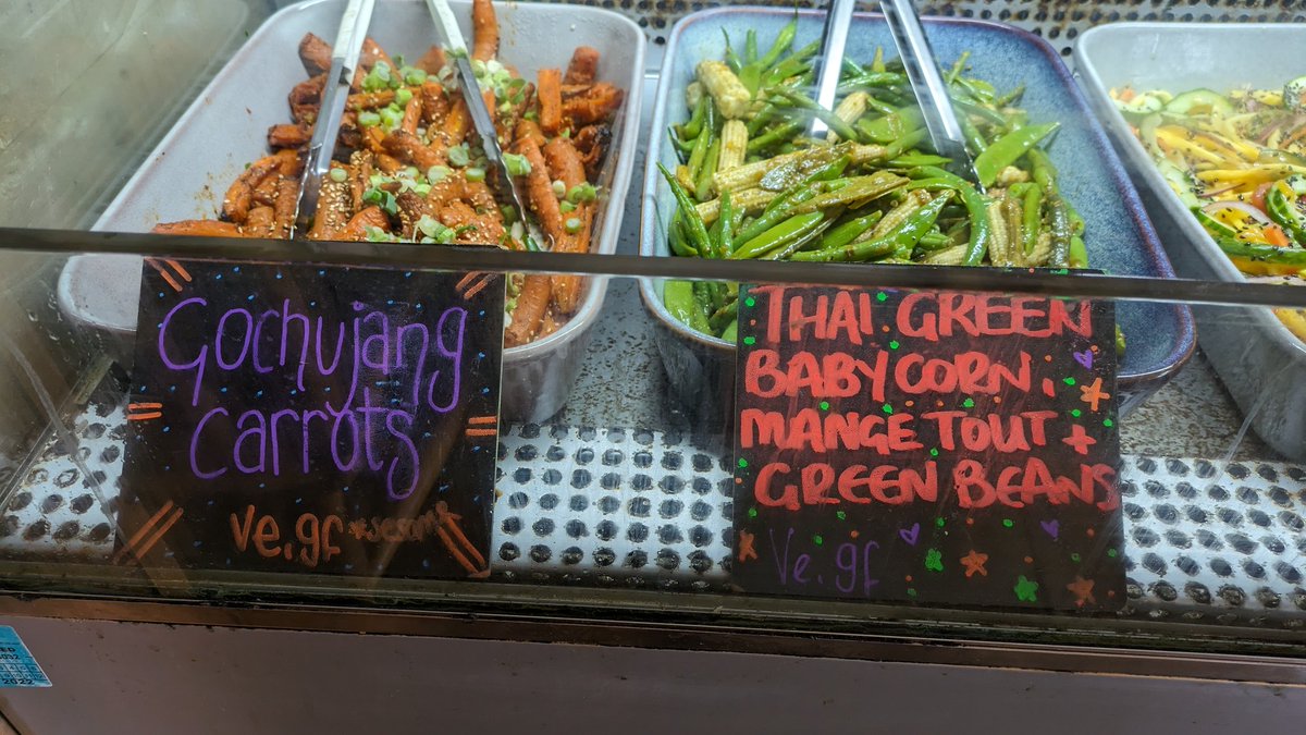 VeganOlive1's tweet photo. Amazing #Vegan options at #PlanksKitchen #Barton nr Preston π±π»π±π» https://t.co/ToYg3ERt0e