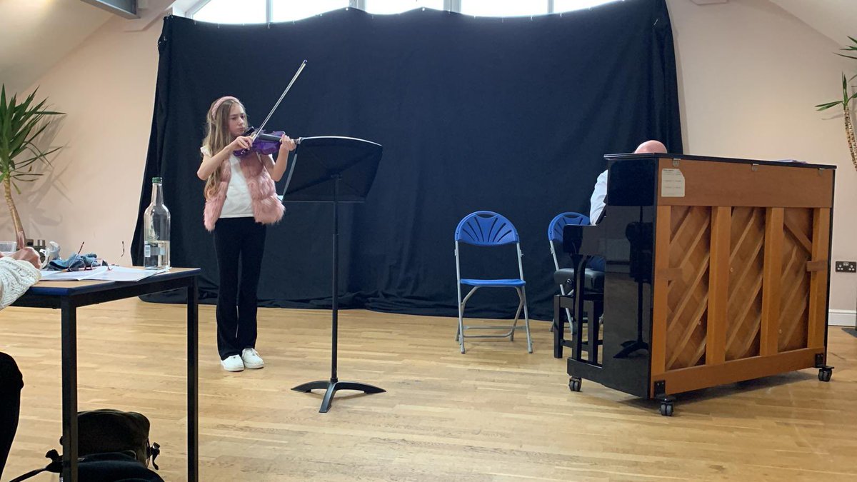 brassneck69's tweet photo. 1st place for Imogen in her category at the Robin Hood Music &amp; Drama Festival 2024. She was awesome!@SchoolKirk
@HillHouseSchool https://t.co/lFIobhgEkW
