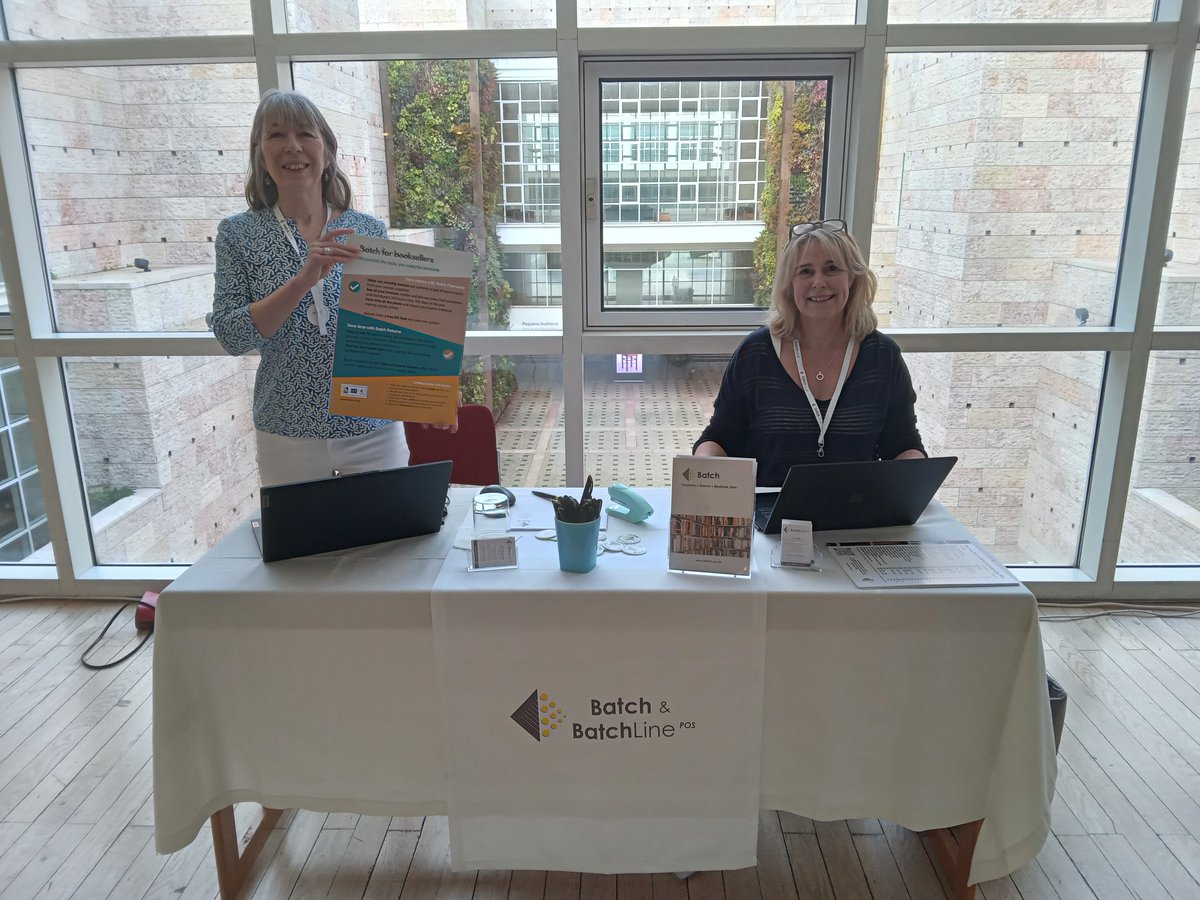 Izzy and Janet are at the RISE conference in Lisbon with @Booksellers_Fed, presenting our free services to booksellers worldwide. Come and say hello! @BAbooksellers