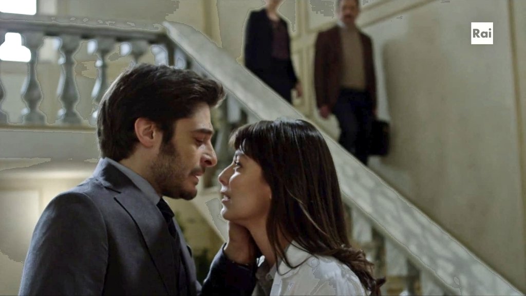 moo_point_'s tweet photo. «Io non voglio rinunciare a te. Sono innamorata di te. Baciami, baciami qui, adesso. Fallo! Hai detto che ti manco? Mi manchi anche tu, tremendamente. Tremendamente»
Piango fiumi
#lallieva #aliceallevi #claudioconforti #aacc https://t.co/PMHrQdaycU