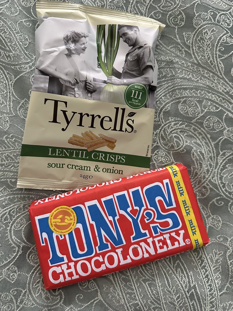 Miss Budding tweet media