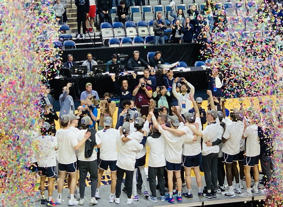 Sports can bring out the best in us. 
We over me. Sacrifice for the greater good. Sustained persistence over time.

Congrats to our DIII National Champs! To our coaches &amp; players, thank you on behalf of ⁦<a href="/TrineUniversity/">Trine University</a>⁩ and our entire community.

⁦<a href="/TrineThunderMBB/">Trine MBB</a>⁩