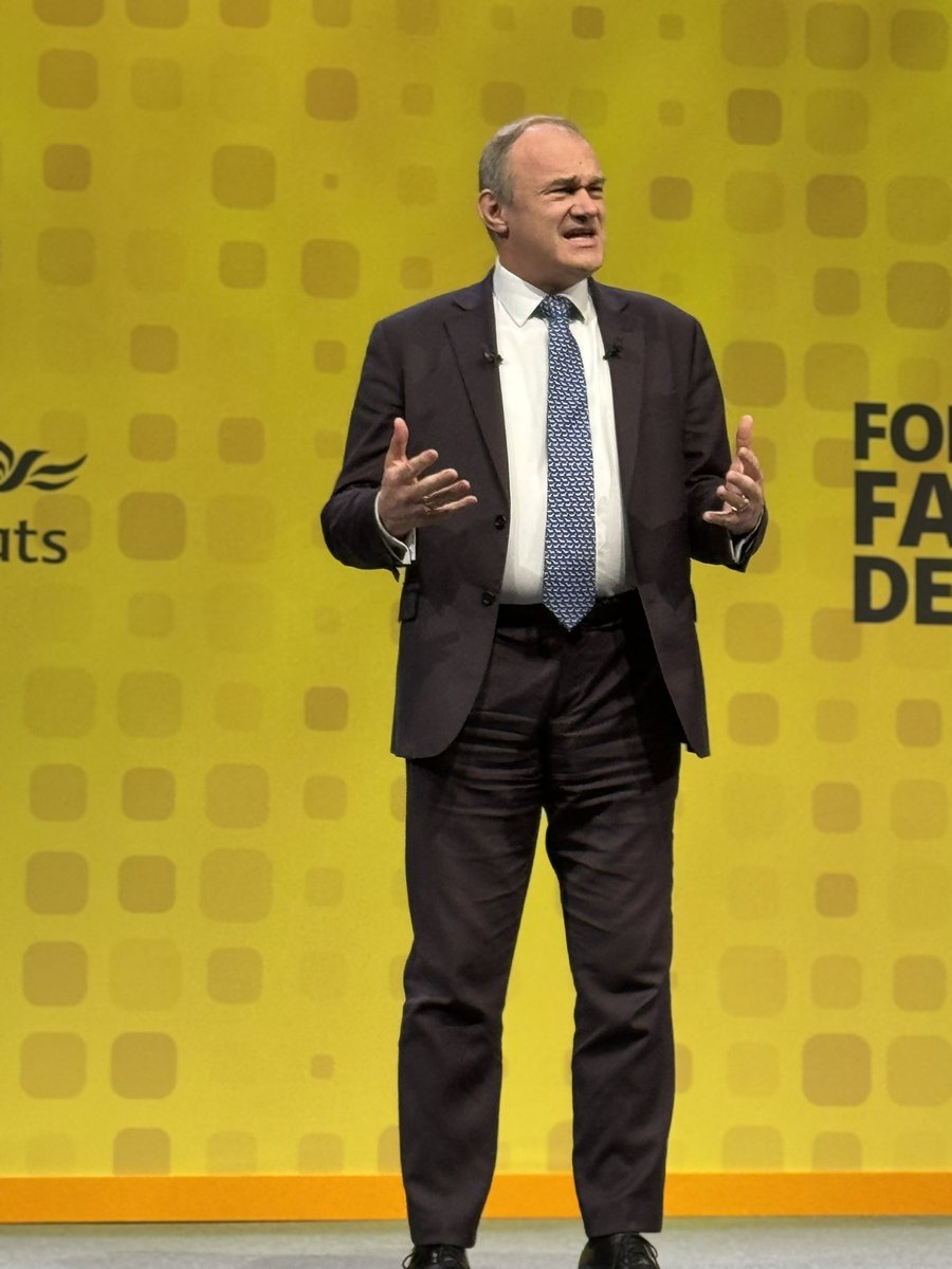 It’s no surprise that our intentions to rejoin the Single Market & fix our broken Relationship with Europe got the most rapturous applause of @EdwardJDavey ‘s Speech 
I joined the party in 2016 because I am a passionate pro European. #ldconf (1/2)