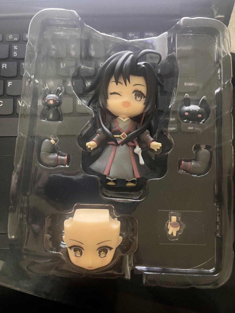 rilazumi's tweet photo. wts lfb ph | nendoroids wx wwx lwj mdzs

wei wuxian / lan wangji year of the rabbit nendoroids — ₱4000 set

- BIB, complete inclusions with headdress 
- see replies below for box condition https://t.co/8x0TSxkTOB