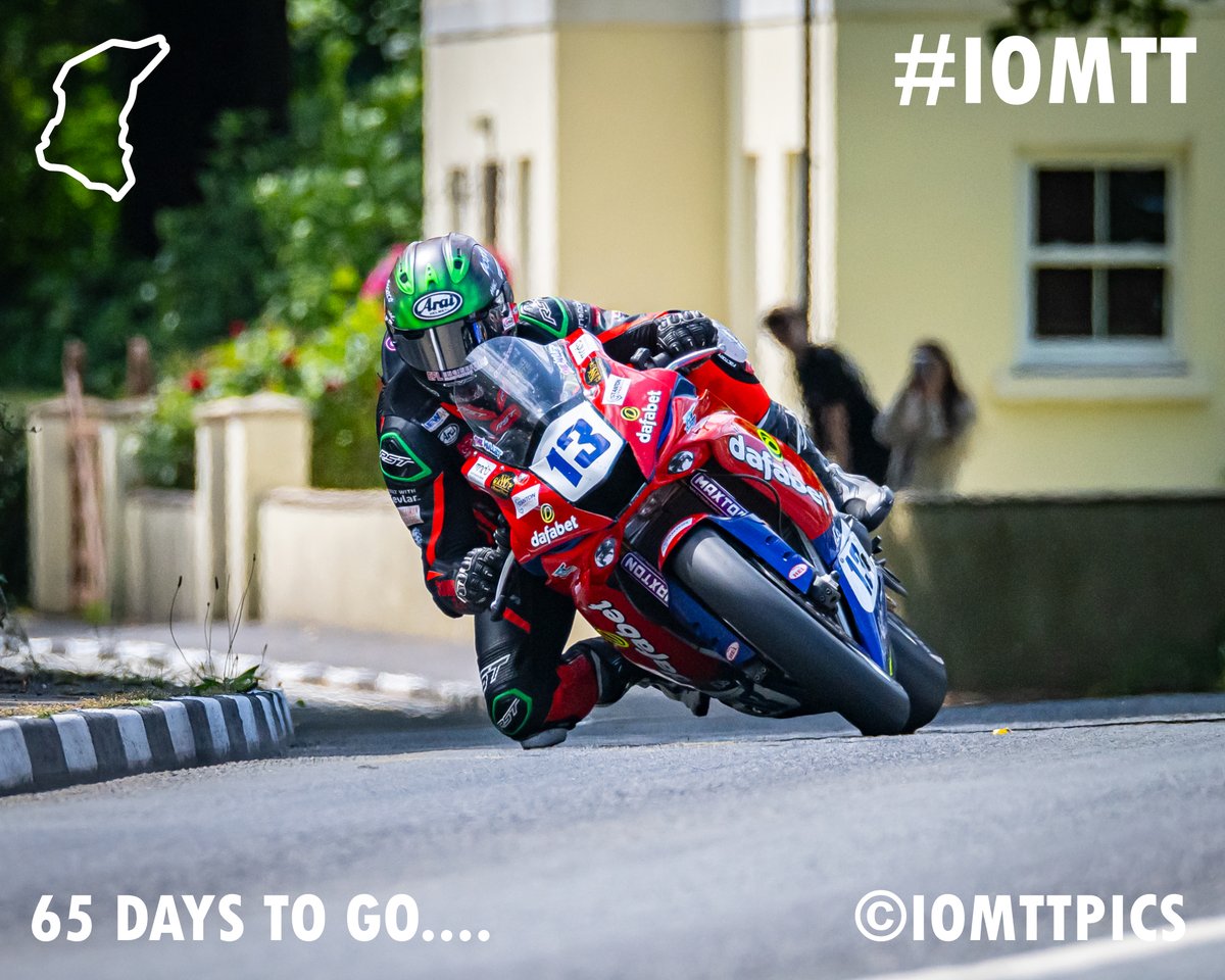 iomTTpics tweet media