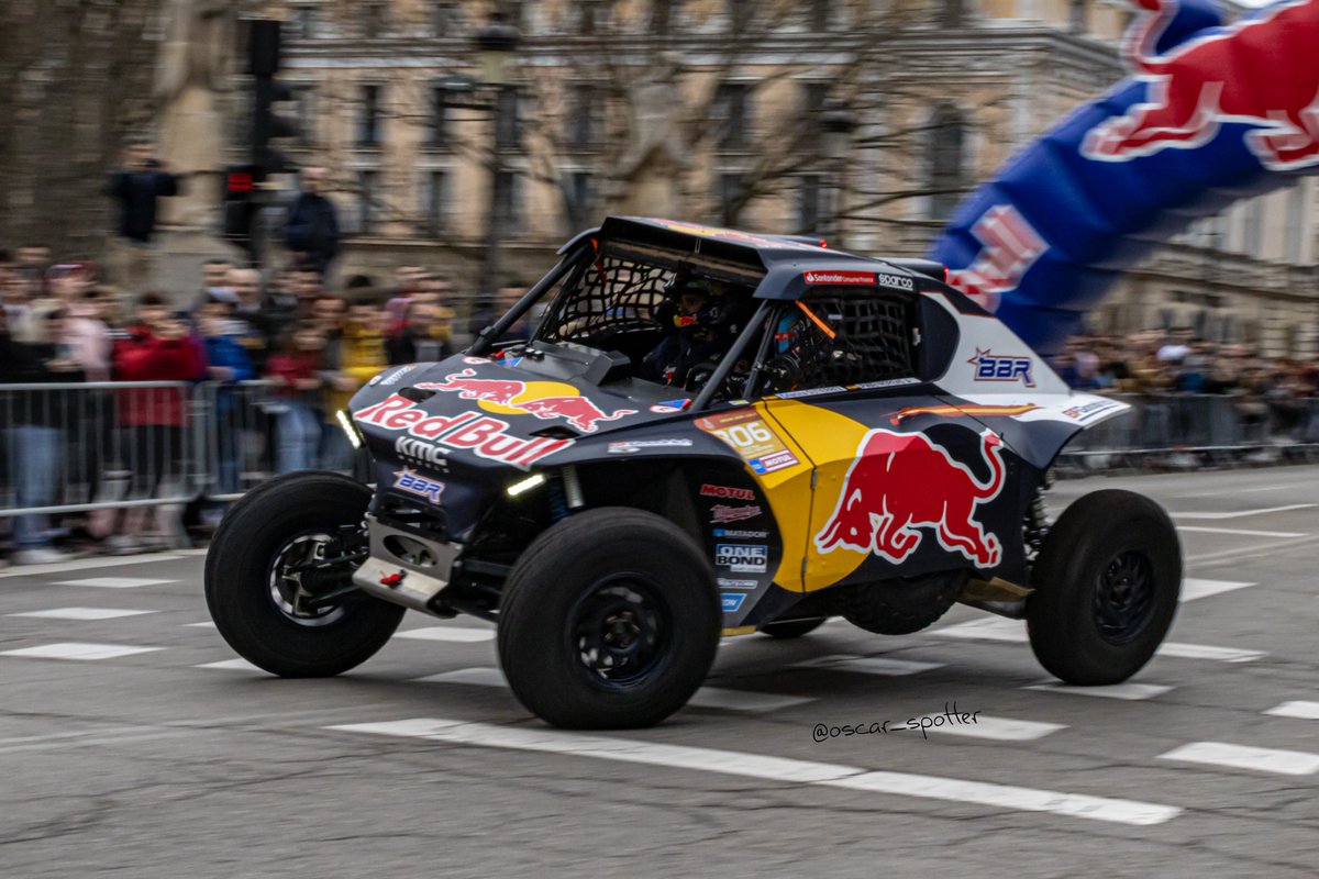 oscar_spotter's tweet photo. El orgullo de los burgaleses!!๐ช๐ผ๐ด๐ค
Espectacular exhibiciรณn ayer en Burgos de la campeona del @dakar @crisgutierrez
#dakar #dakarrally #rallydakar #cristinagutierrez #t3 #redbull #car #cars #cardisplay @redbullESP https://t.co/60rYdYWhuM
