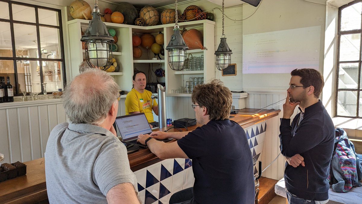 Wir wünschen euch einen sonnigen Sonntag 🌞

Wenn ihr gerade Sehnsucht nach Segeln ⛵ (oder ähnliches) habt und es gerne mit einer Fortbildung kombiniert wollt, dann ist vielleicht die JSail genau das richtige für euch.

Infos und Anmeldung unter buff.ly/48xlI4G
