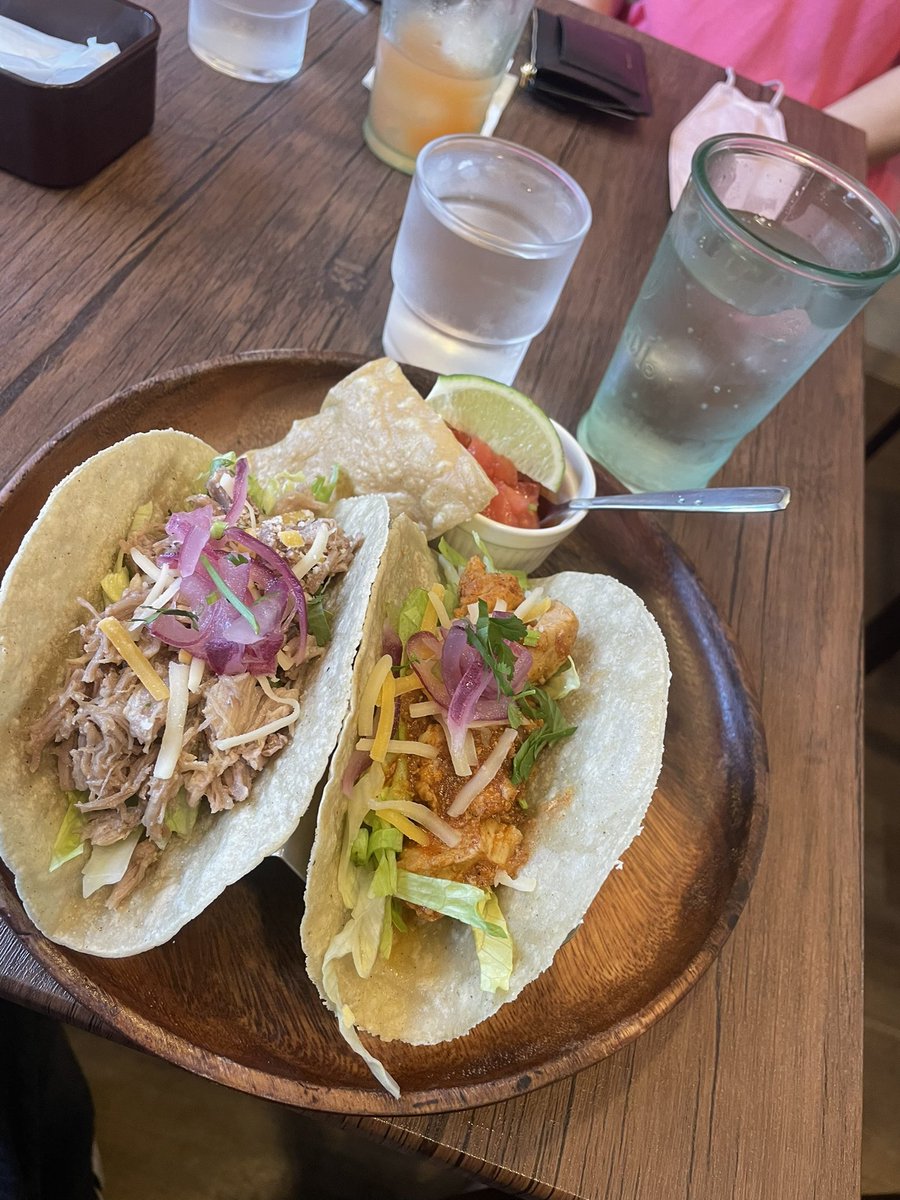 7agzQ's tweet photo. 開店時間5分前⏰しかし10番札😅🕊️超人気🤩

ウインタースパイス甘い香り🥰🈂️ドジャース観戦🏟️大谷翔平打席📣見逃せずのぼせる😵

🈂️室88→82℃🔥12分😡×8.1℃🧊1-1.5分🥶×の〜んびり6セット😇

平和湯🕊️の輪集合🇲🇽エルタコス🌮途中参戦😋皆様よろしくです😊

#平和湯 
#サウナイキタイ 
#ELtacos https://t.co/zHip2Rol8C