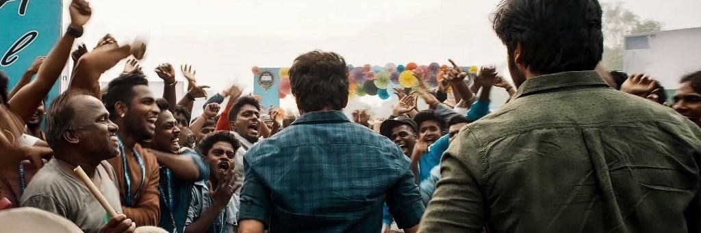 VJ_Badger's tweet image. Favourites Challenge 🔥 :

Hero - ❤️ @actorvijay 🛐 @alluarjun &amp;amp; @urstrulyMahesh , @TheDeverakonda   

Heroine - @iamRashmika 🥰

Music - @anirudhofficial 💥

Film -  #Thuppakki , #Kaleja , #RaceGurram , #PelliChupulu 
 
IPL Team - @SunRisers

Quote Yours 😁✊🏻