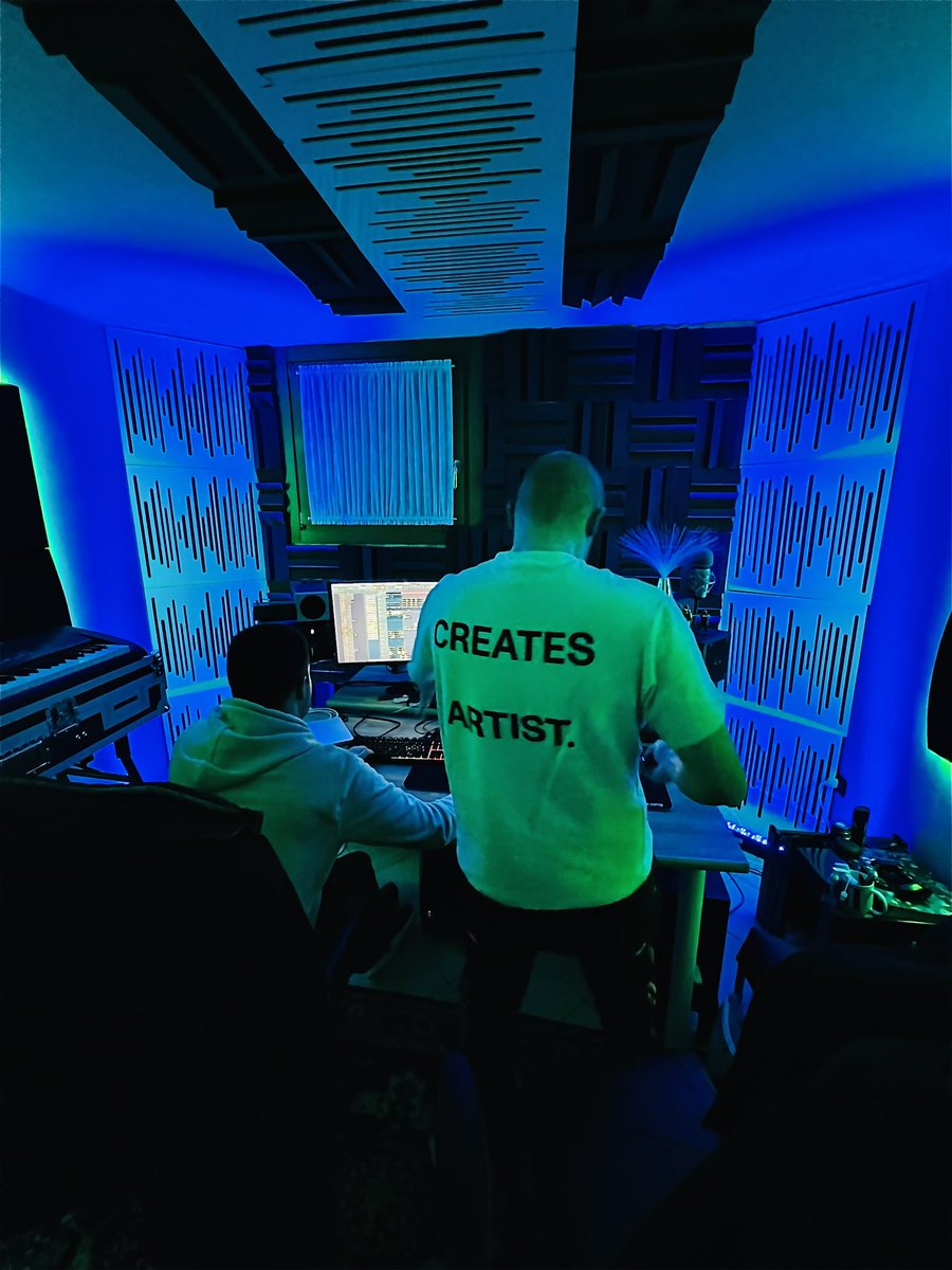 Alex & Mark tweet media