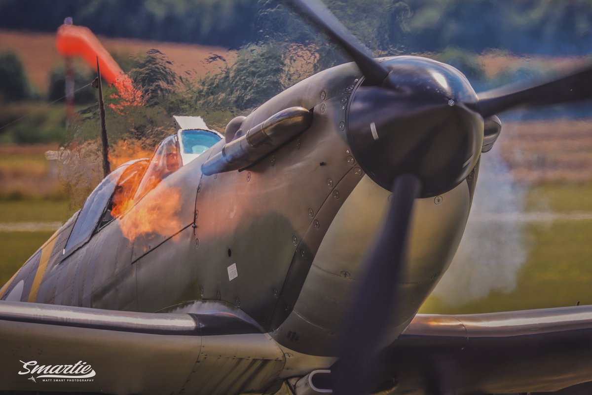 MattSmartie999's tweet photo. #startupsunday with some hot starts from #spitfires #spitfiresunday
@ThePhotoHour #avgeek #aviation #aviationphotography @ConingsbyUk #ww2aircraft #ww2history https://t.co/hjs6Mlu9mq